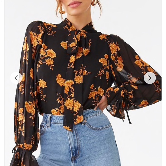 Forever 21 Tops - F21 Floral Print Tie- Neck Blouse Top